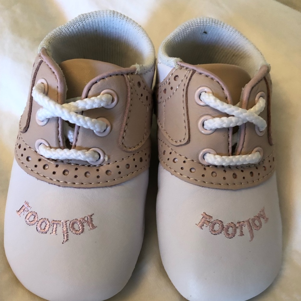 BRAND NEW Baby Size 1 Footjoy golf shoes